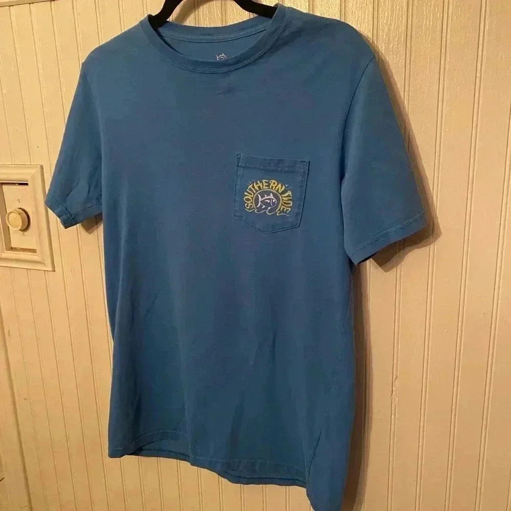 Southern Tide pocket tshirt